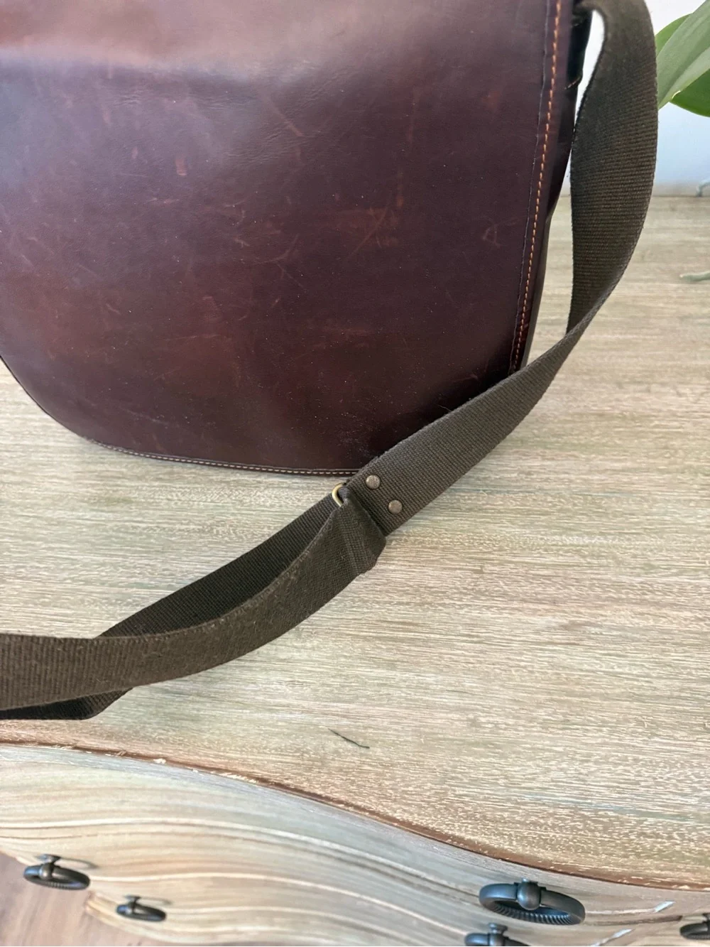 RARE VTG Levenger by Tusting Leather Messenger Bag Made in England